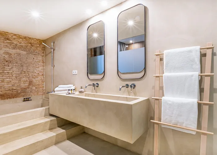 Casa Lirio 2* Barselona